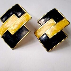 Vintage Earrings Clip Tone Gold & Black